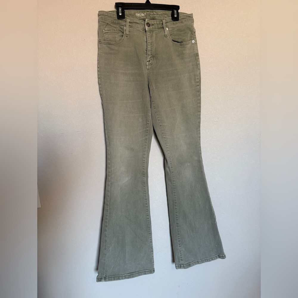 Stylish Sage Flare Jeans for Women